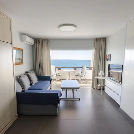 Sea View Studio *